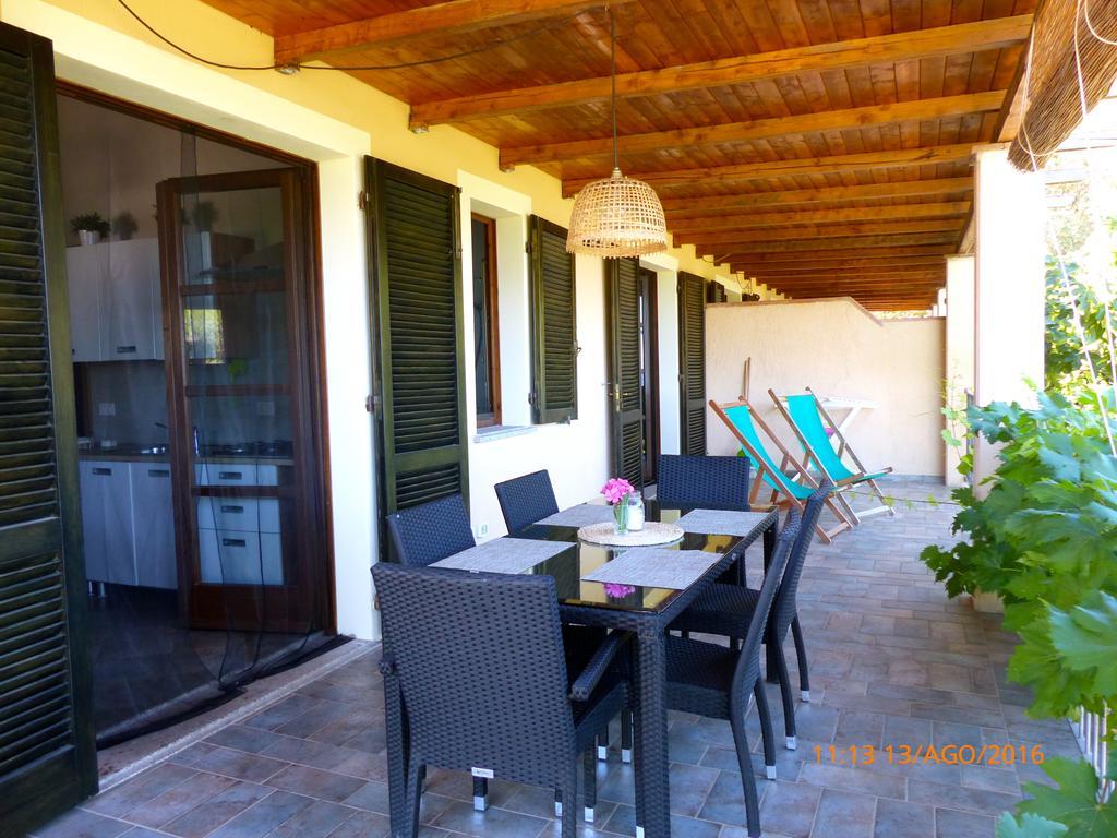 Villetta Ai Peri Nisporto Exterior photo